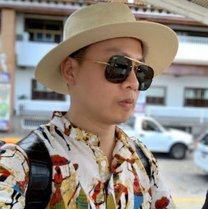 Meet your Posher, Phong